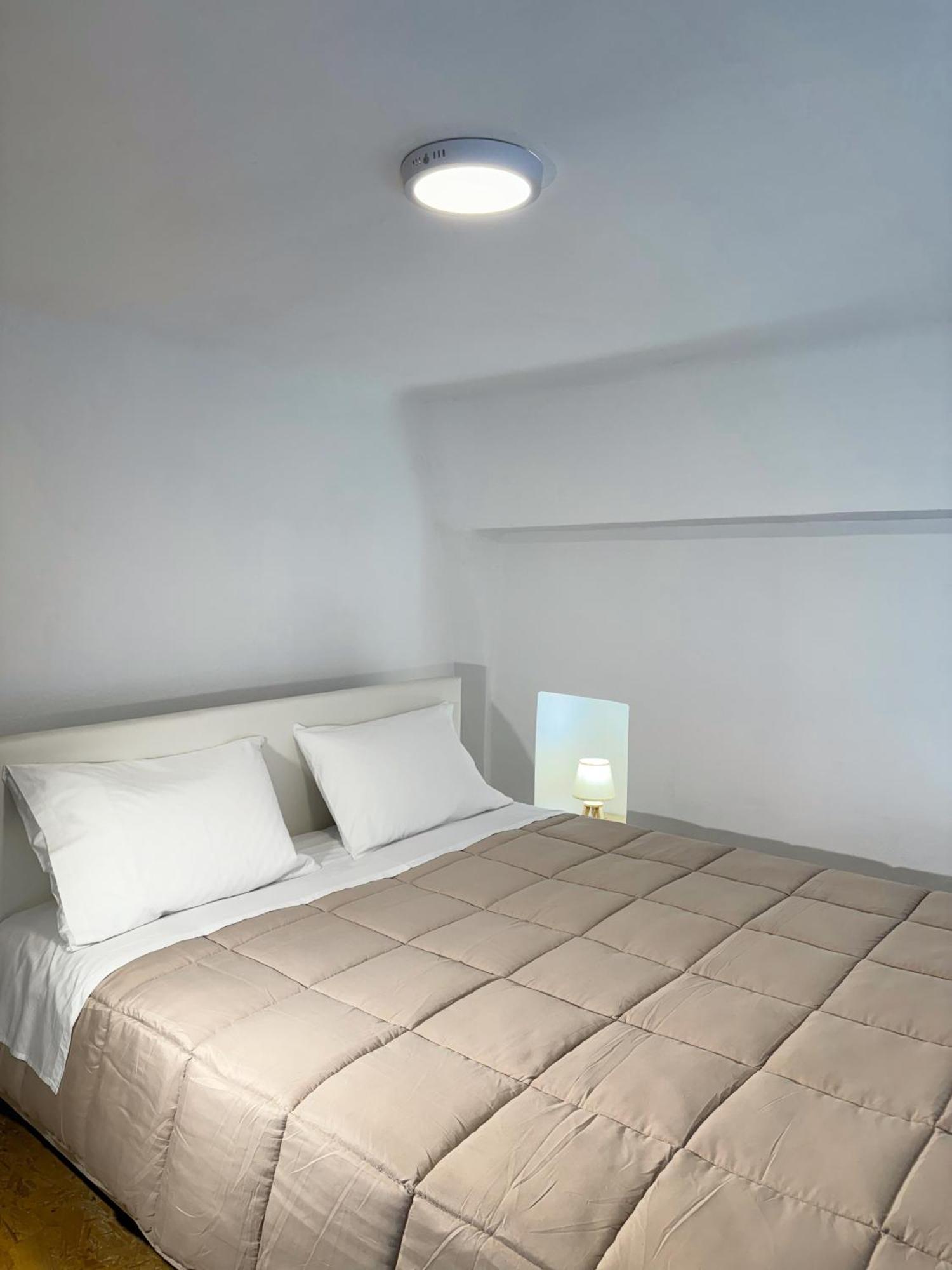 Ear Appartement Ermoupoli Buitenkant foto